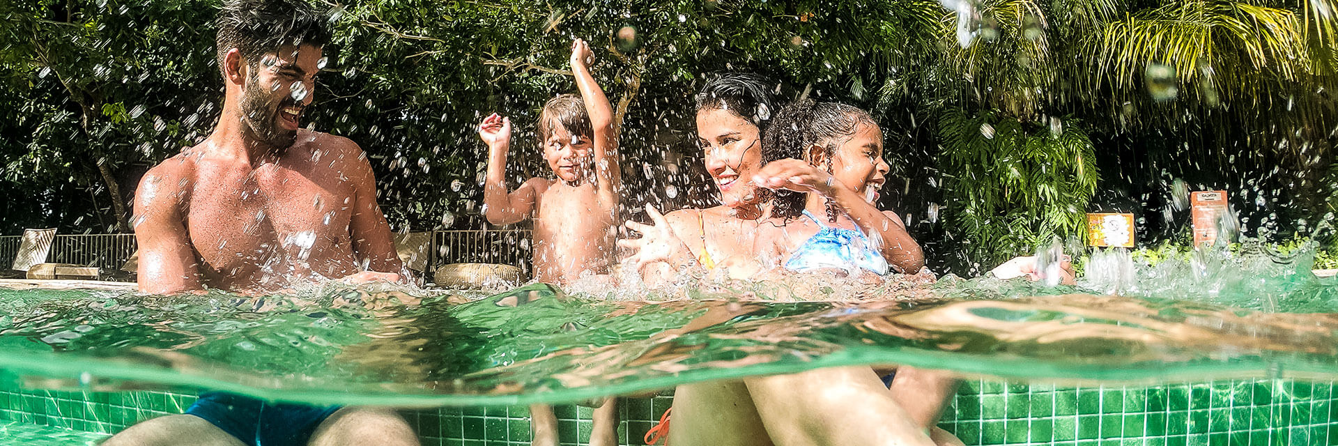 Compre seu ingresso antecipado em - Aguas Correntes Park