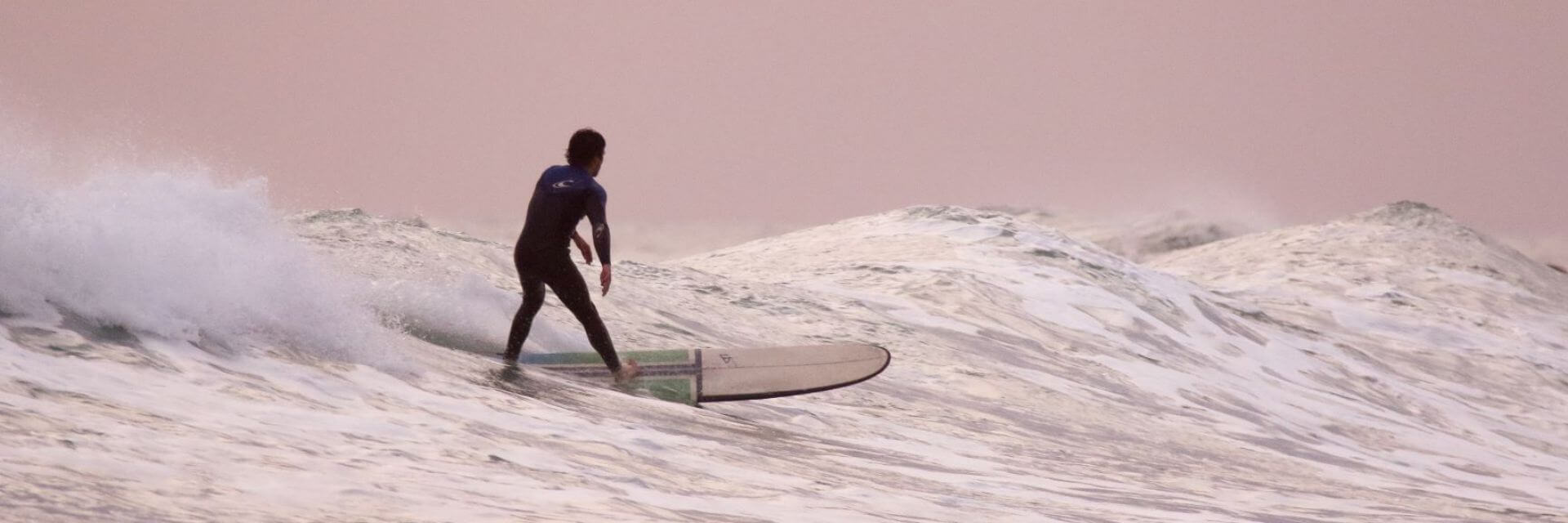 Confira 5 dicas de como aprender a surfar
