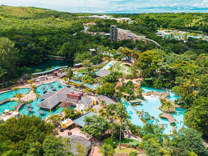 Complexo de piscinas e hoteis do Rio Quente Resorts